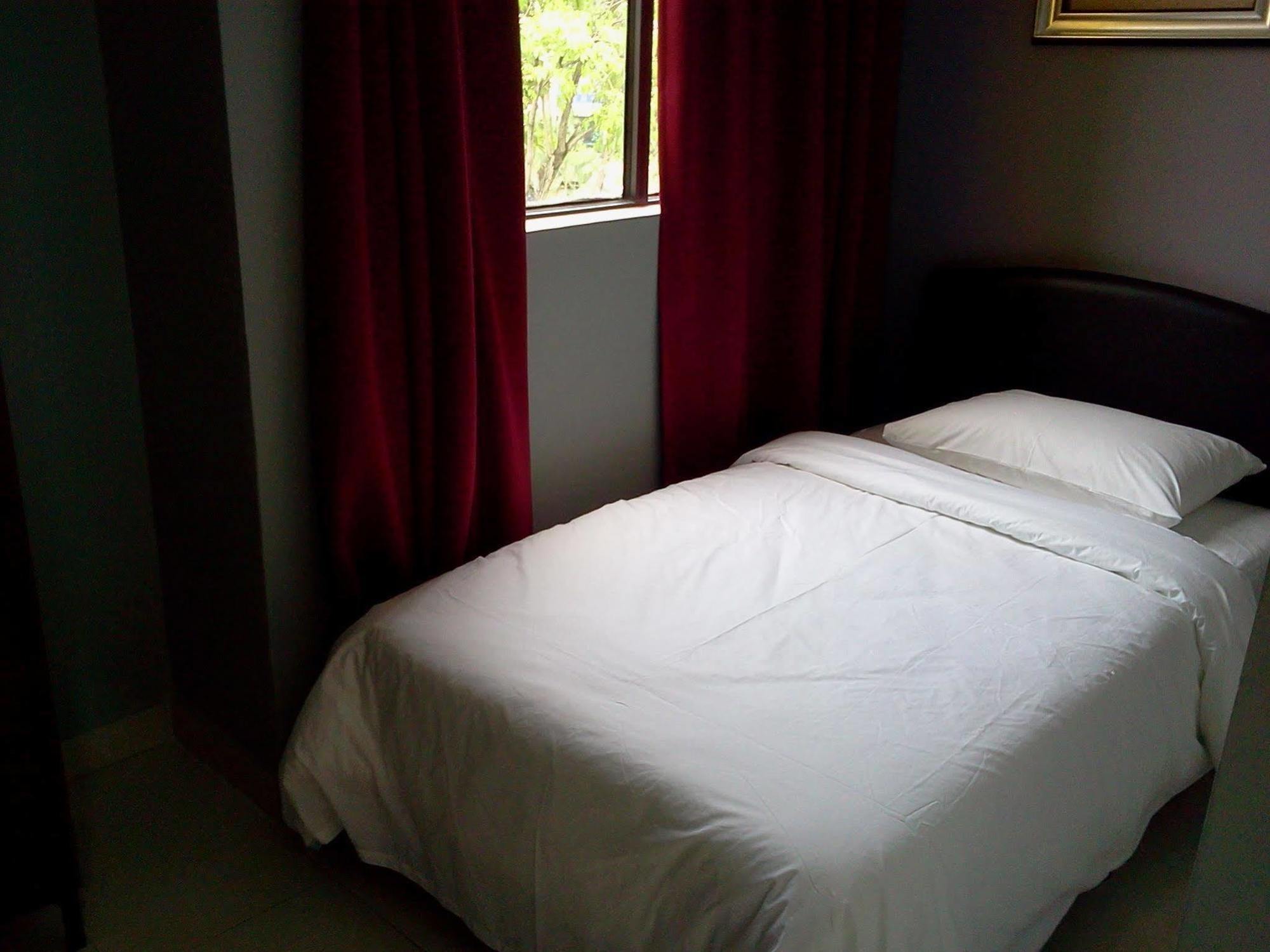 Puteri Ampang Hotel Exterior photo